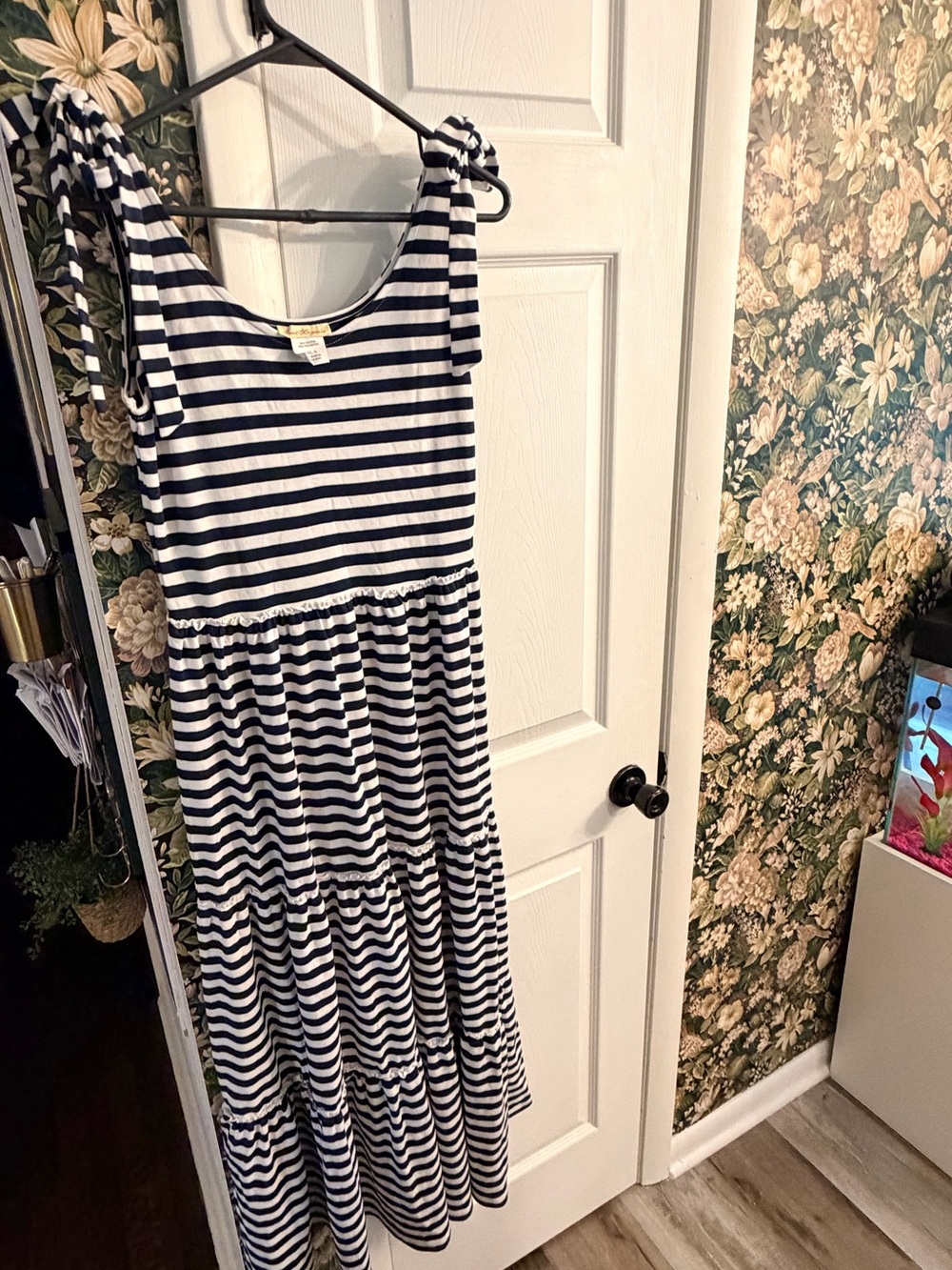 Sweet Magnolia Navy & White Striped Tiered Maxi Dress Sz S